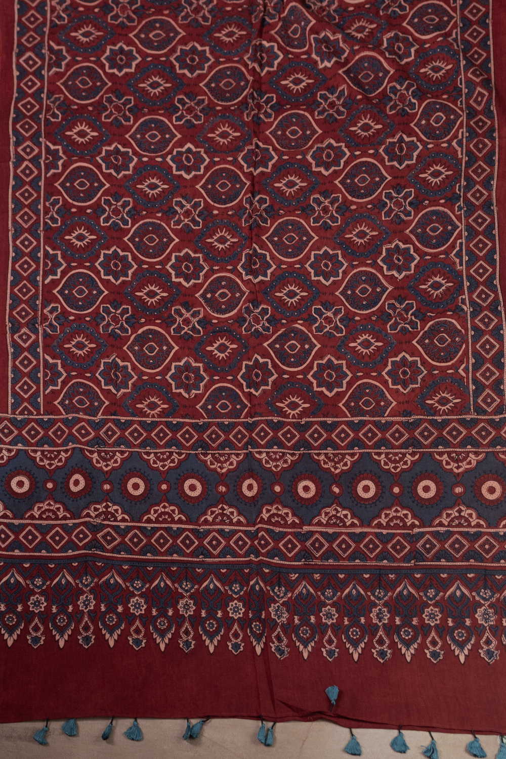 Ajrak Print Dupatta - Matkatus 