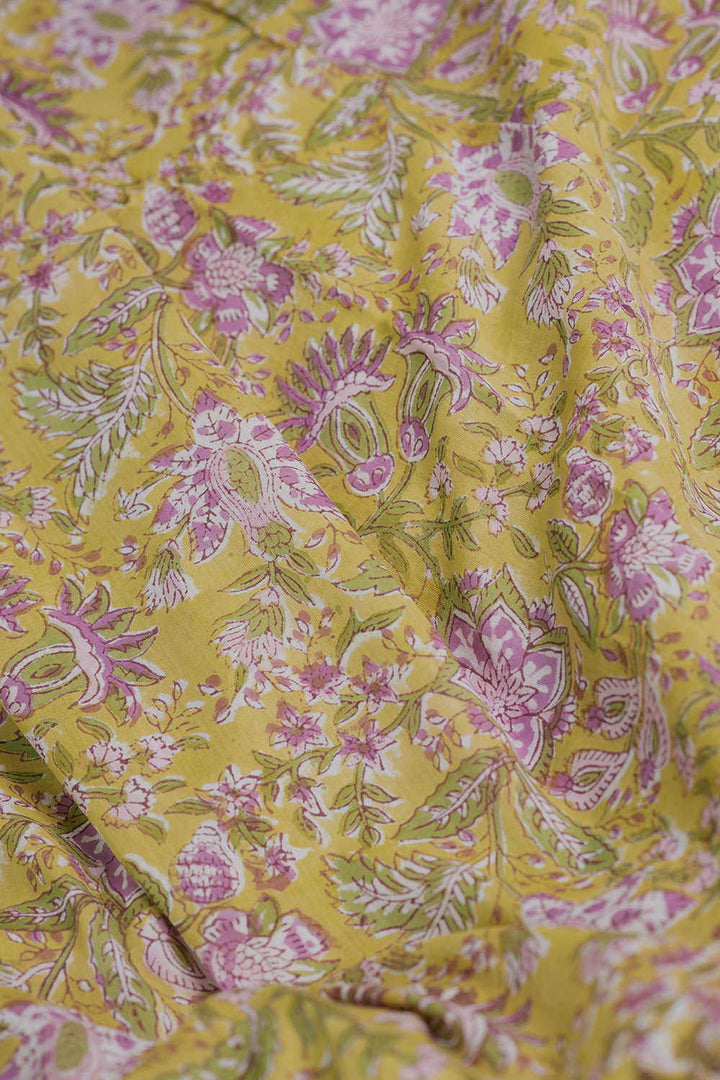 Block Printed Fabric - Matkatus 