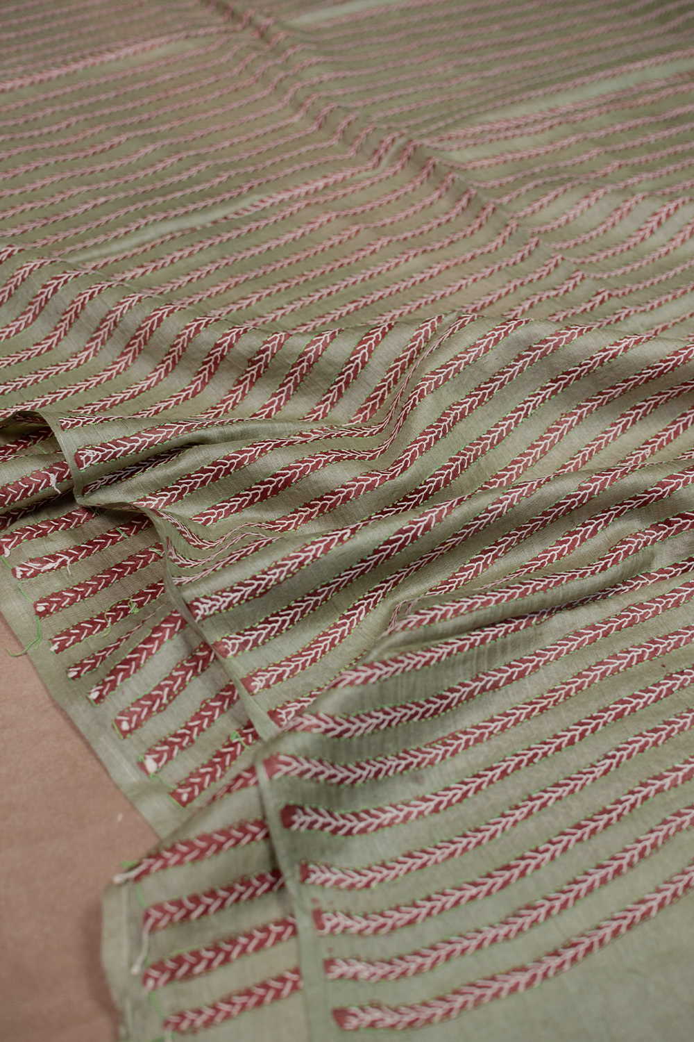 Tussar Silk Dupatta - Matkatus 