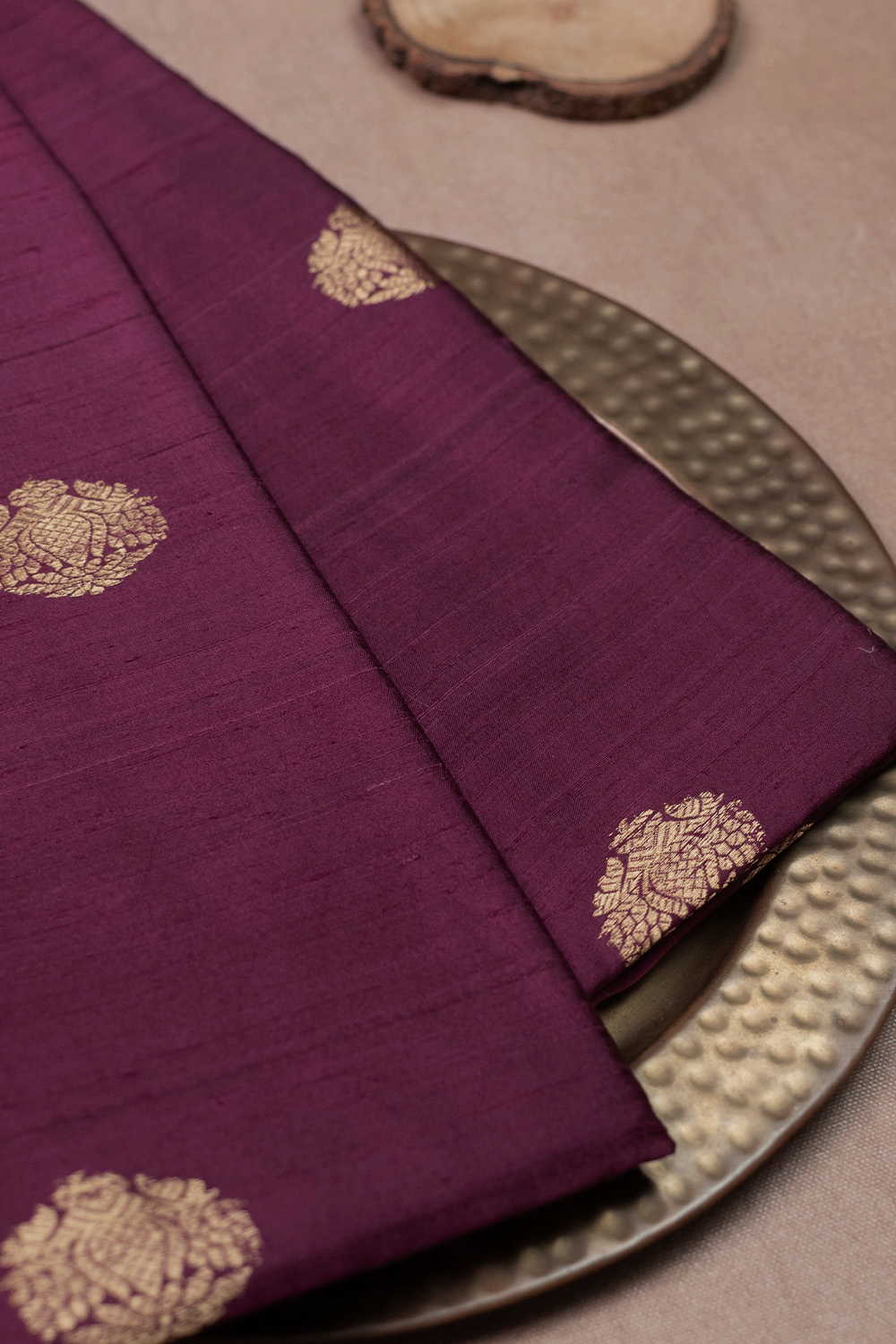 Silk Fabric - Matkatus 