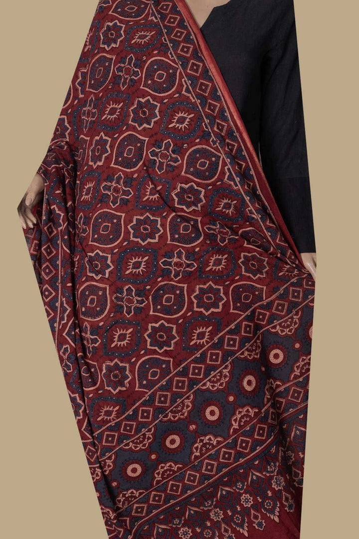Ajrak Dupatta - Matkatus
