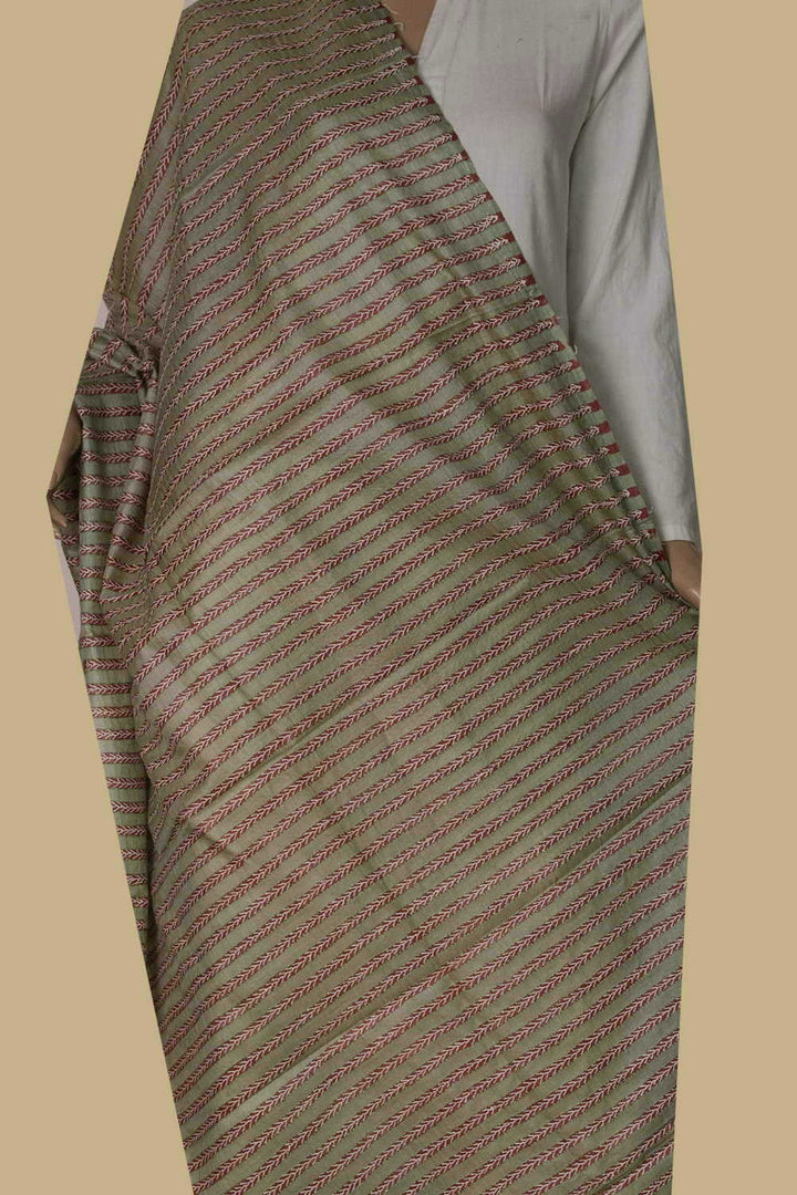 Kantha Silk Dupatta - Matkatus 