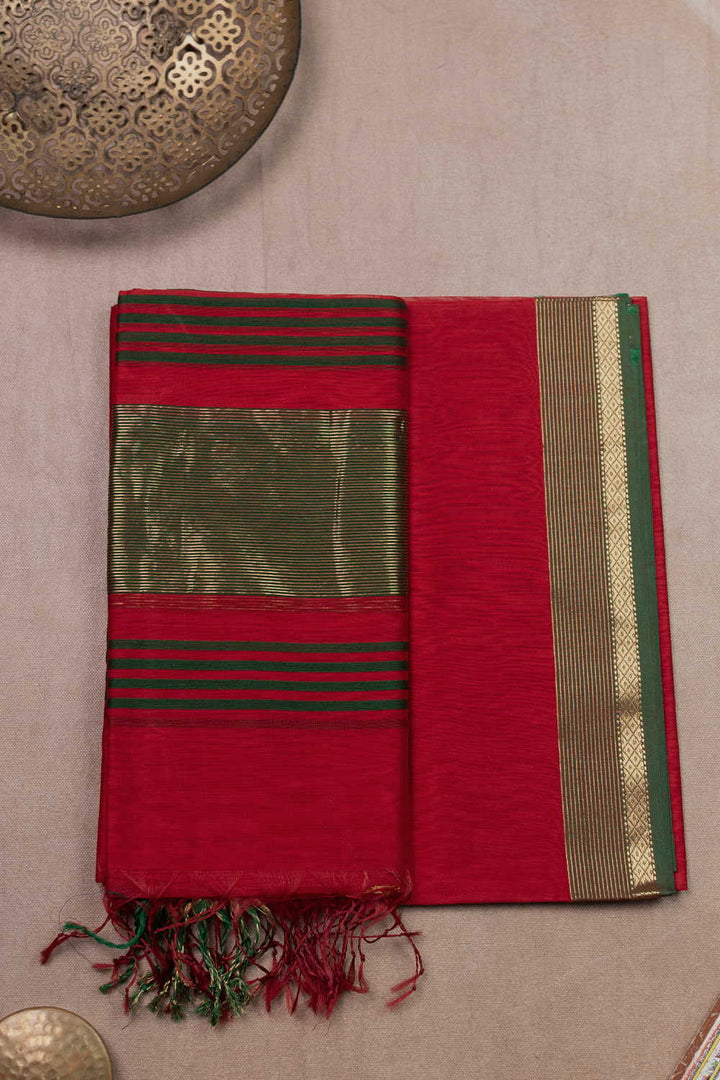 Top and Dupatta - Matkatus