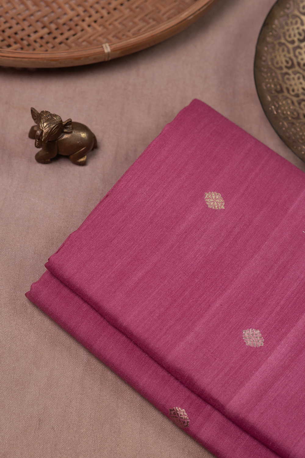 Silk Fabric - Matkatus 