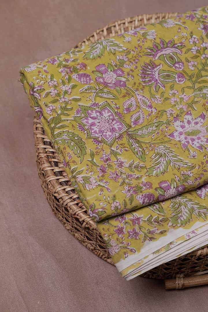 Mul Mul Sanganeri Fabric - Matkatus