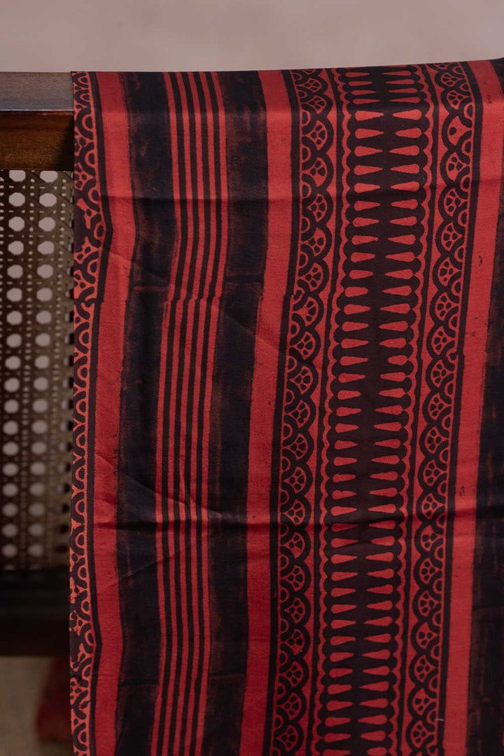Silk Fabrics - Matkatus 