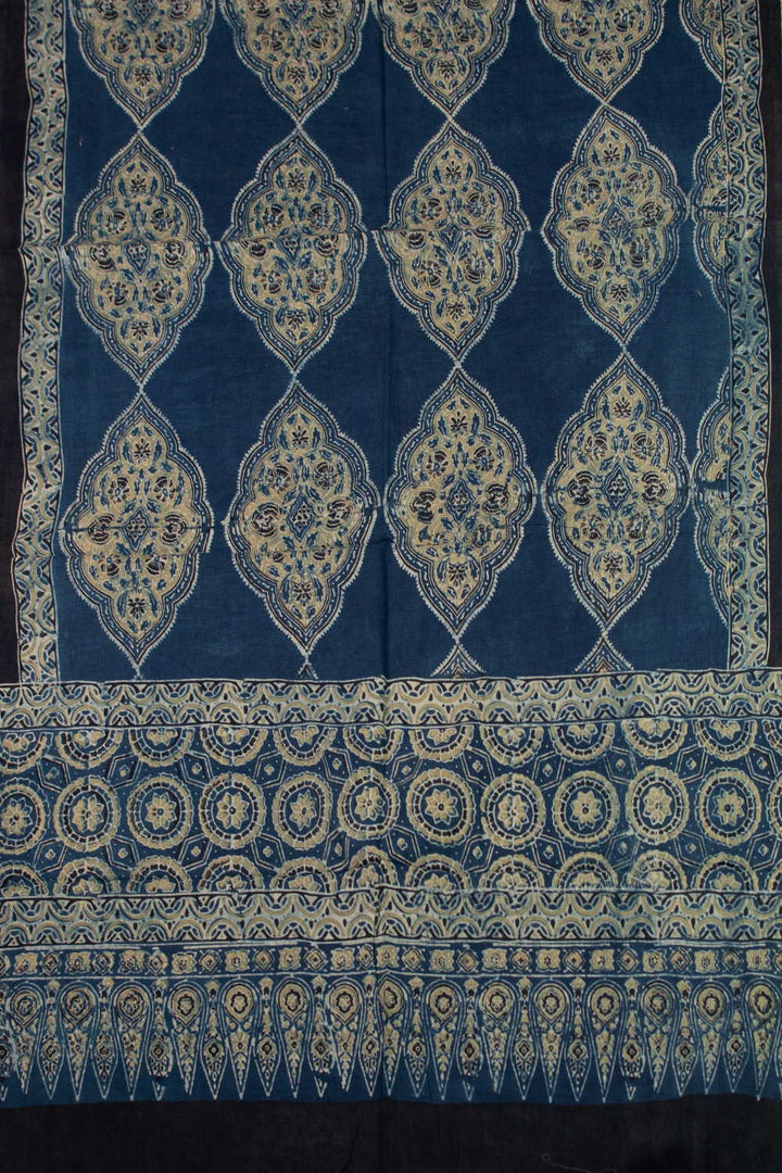 Ajrak Cotton Dupatta - Matkatus 