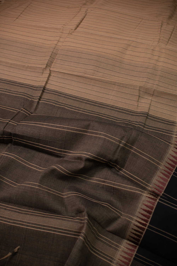 Sarees - Matkatus