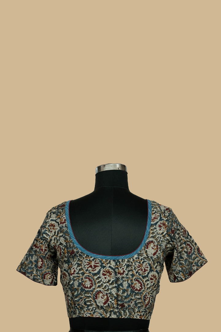 Desingner Blouse - Matkatus
