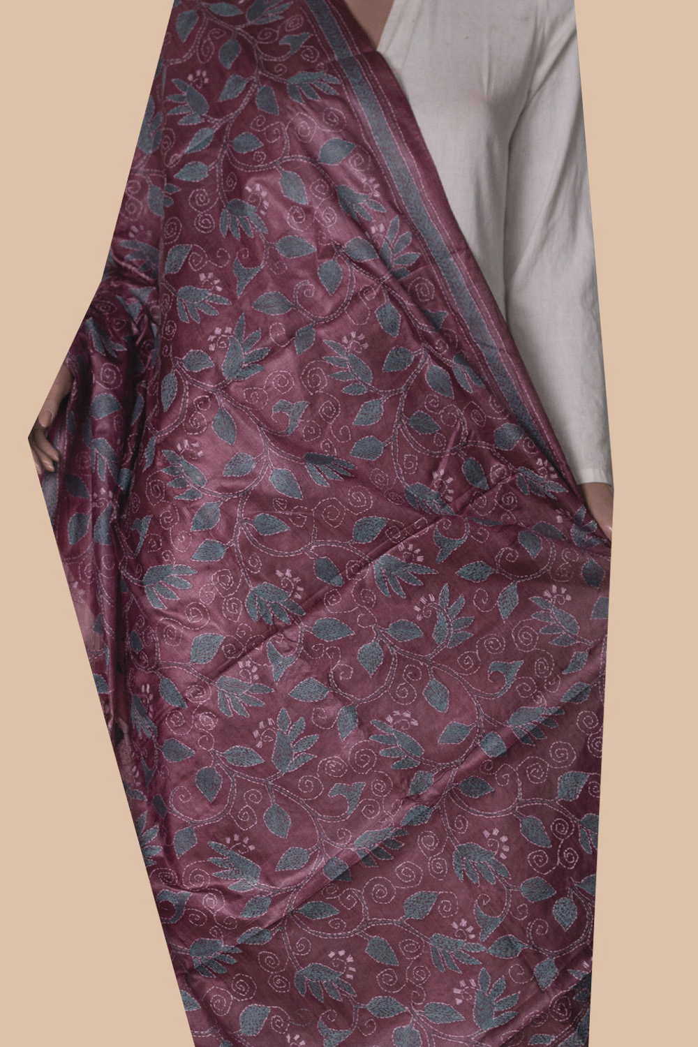 Kantha Silk Dupatta - Matkatus 
