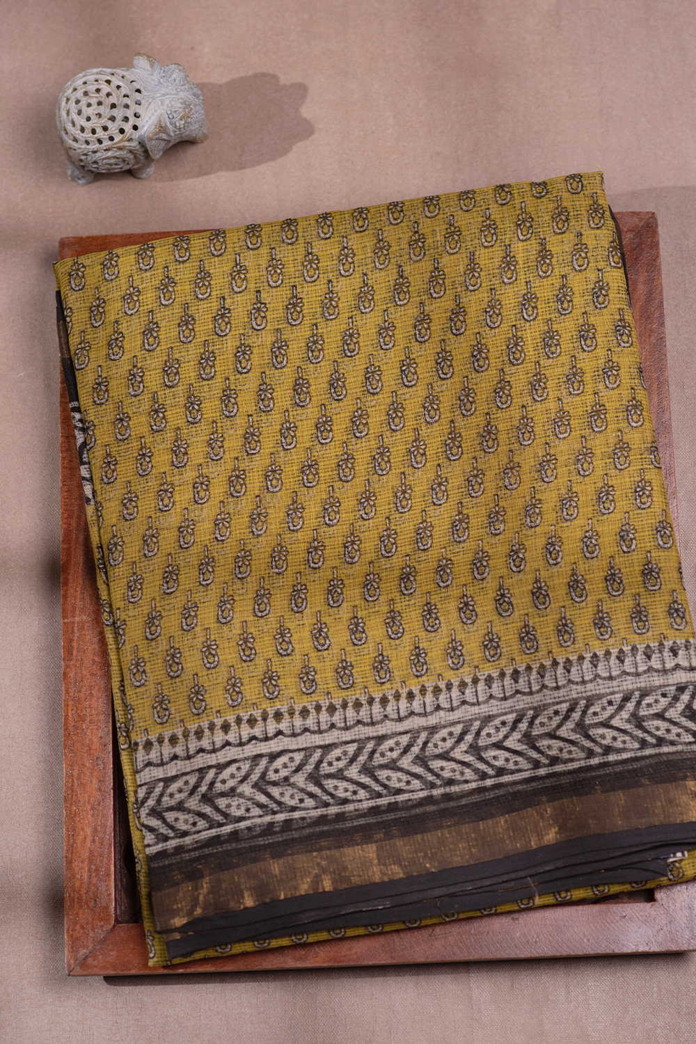 Sarees - Matkatus 