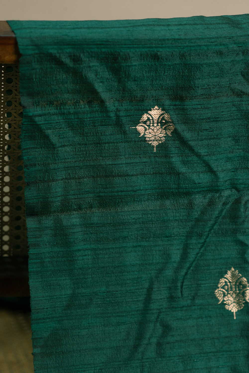 Silk Fabric - Matkatus 