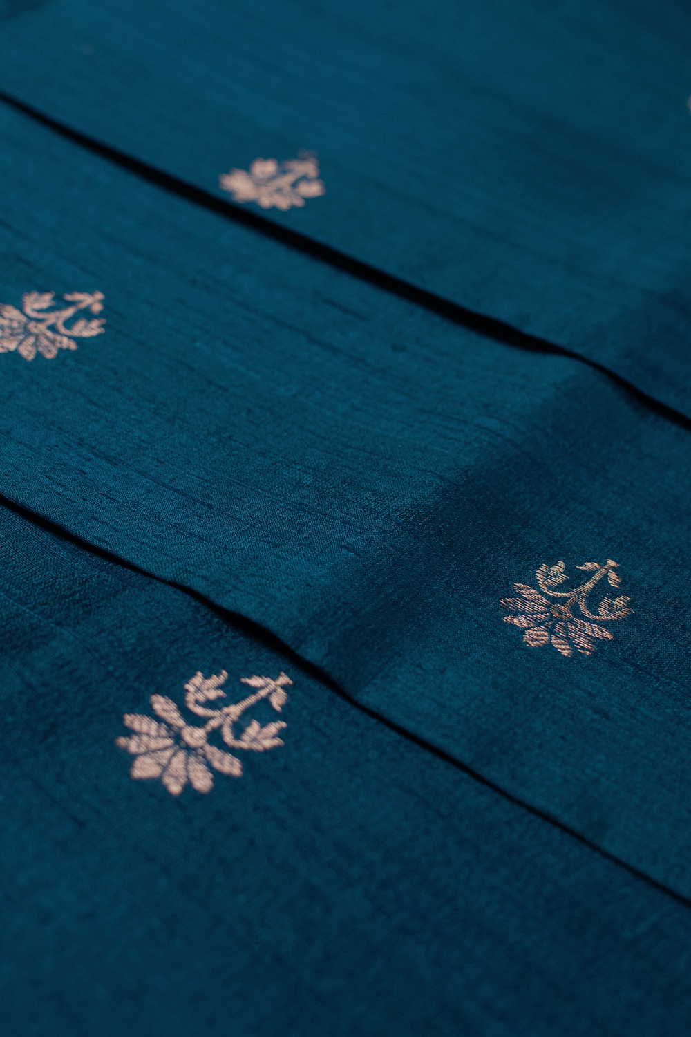 Banarasi Fabric - Matkatus 