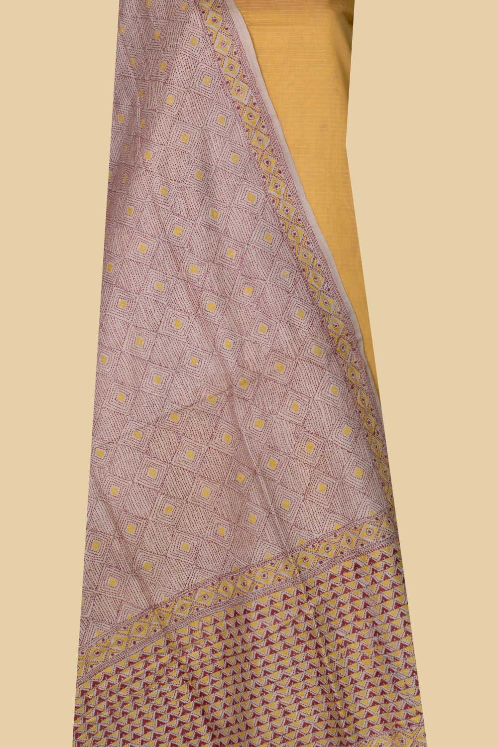 Top and Dupatta - Matkatus 