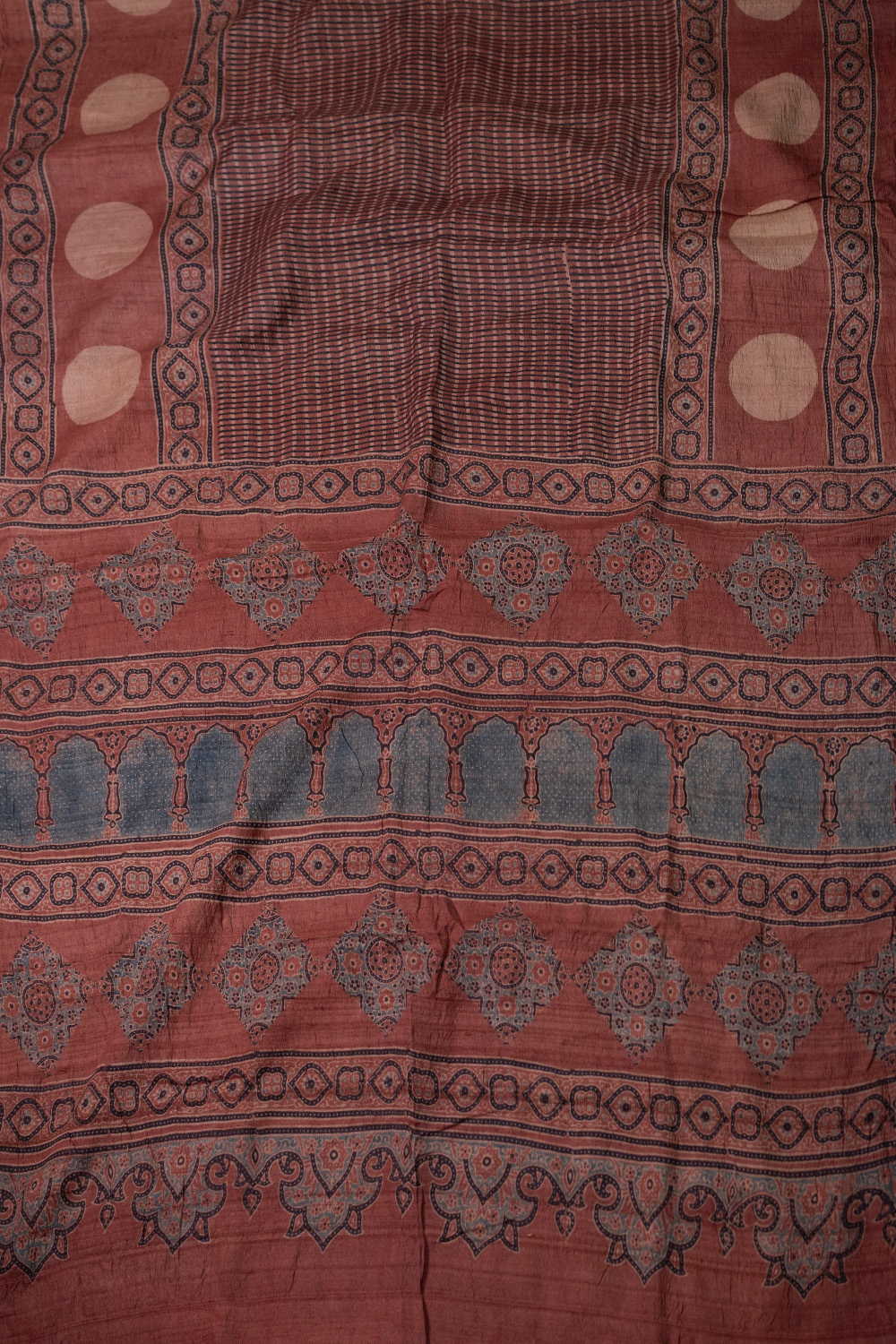 Ajrak Silk Saree - Matkatus 