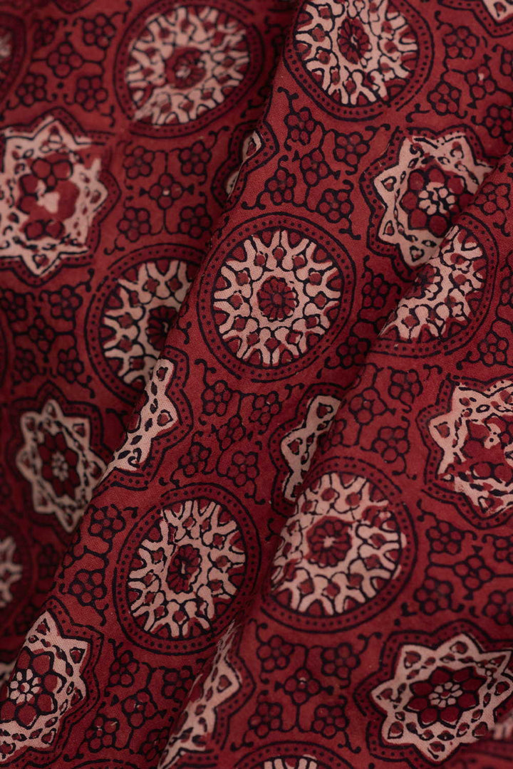 Block Printed Fabric - Matkatus 