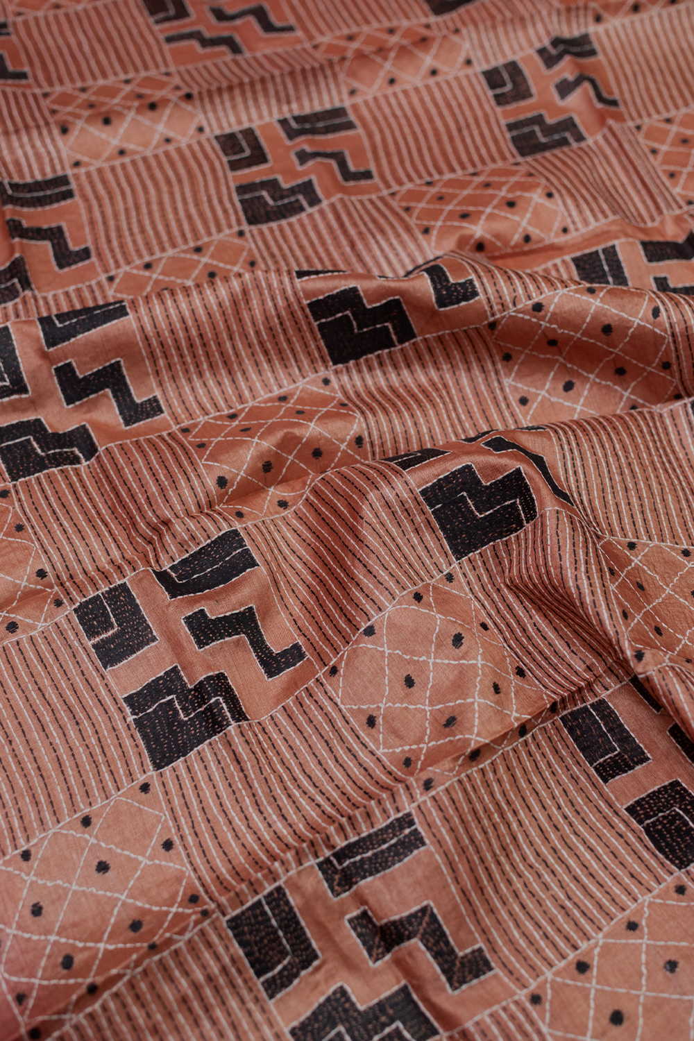 Embroidered Blouse - Matkatus 