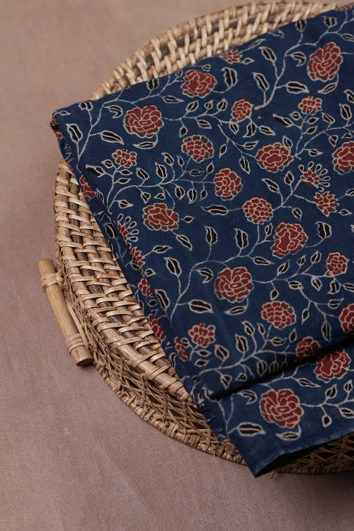 Ajrak Fabric - Matkatus