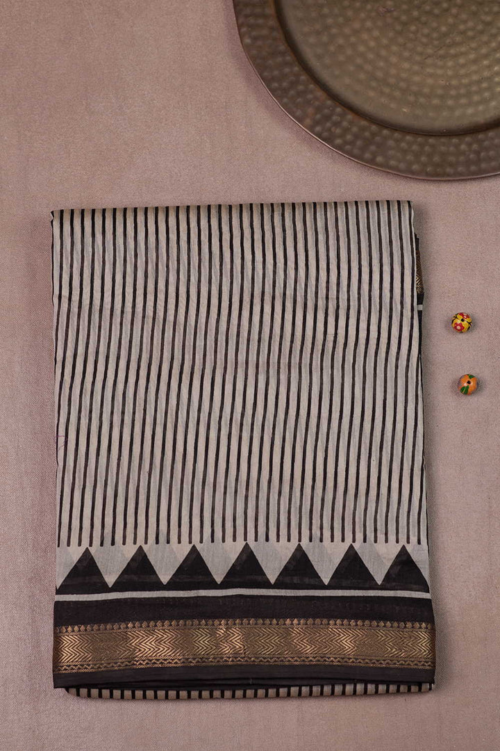 Sarees - Matkatus 