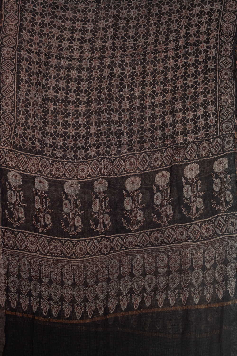 Ajrak Print Dupatta - Matkatus 