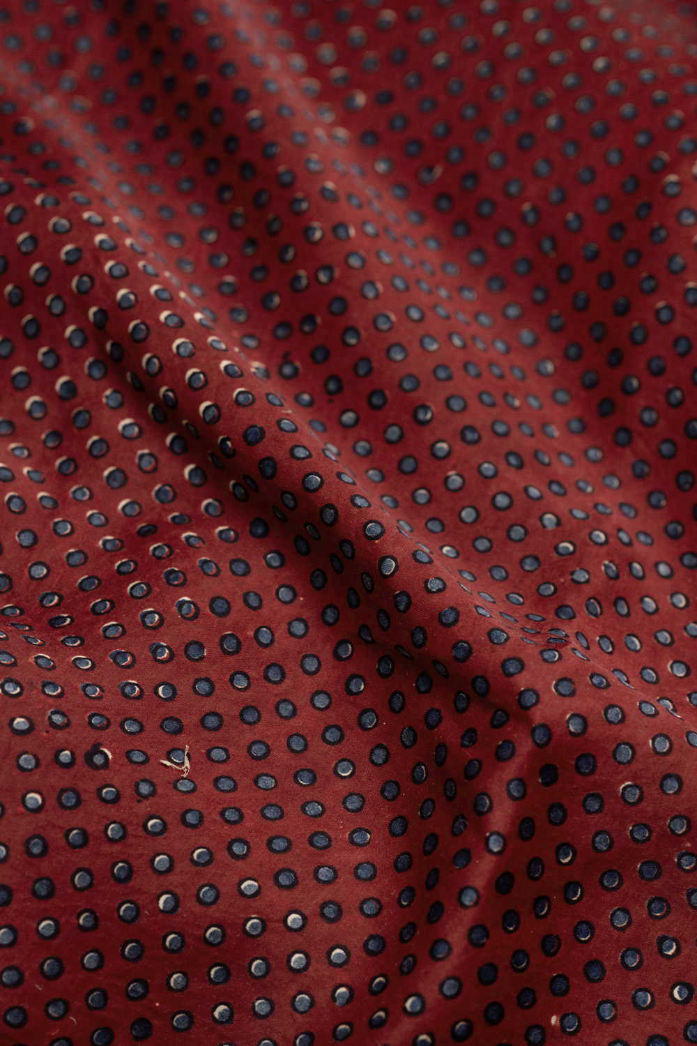 Silk Fabrics - Matkatus 