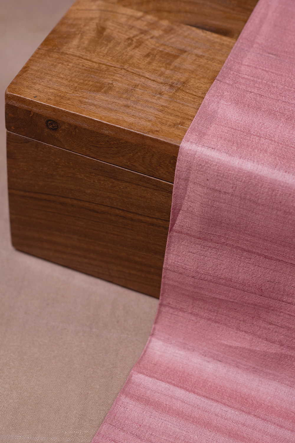Tussar Silk Fabric - Matkatus