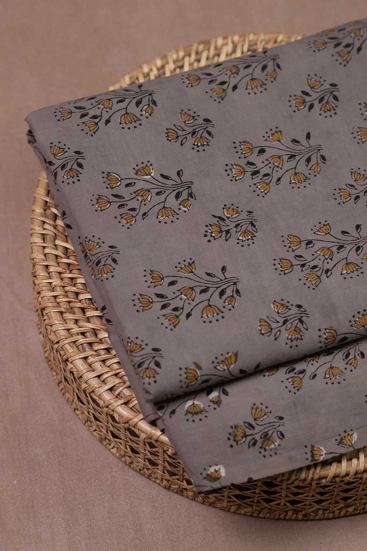 Cotton Fabric - Matkatus 