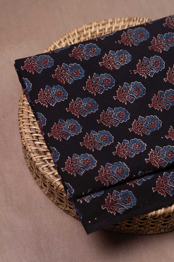 Ajrak Fabric - Matkatus 