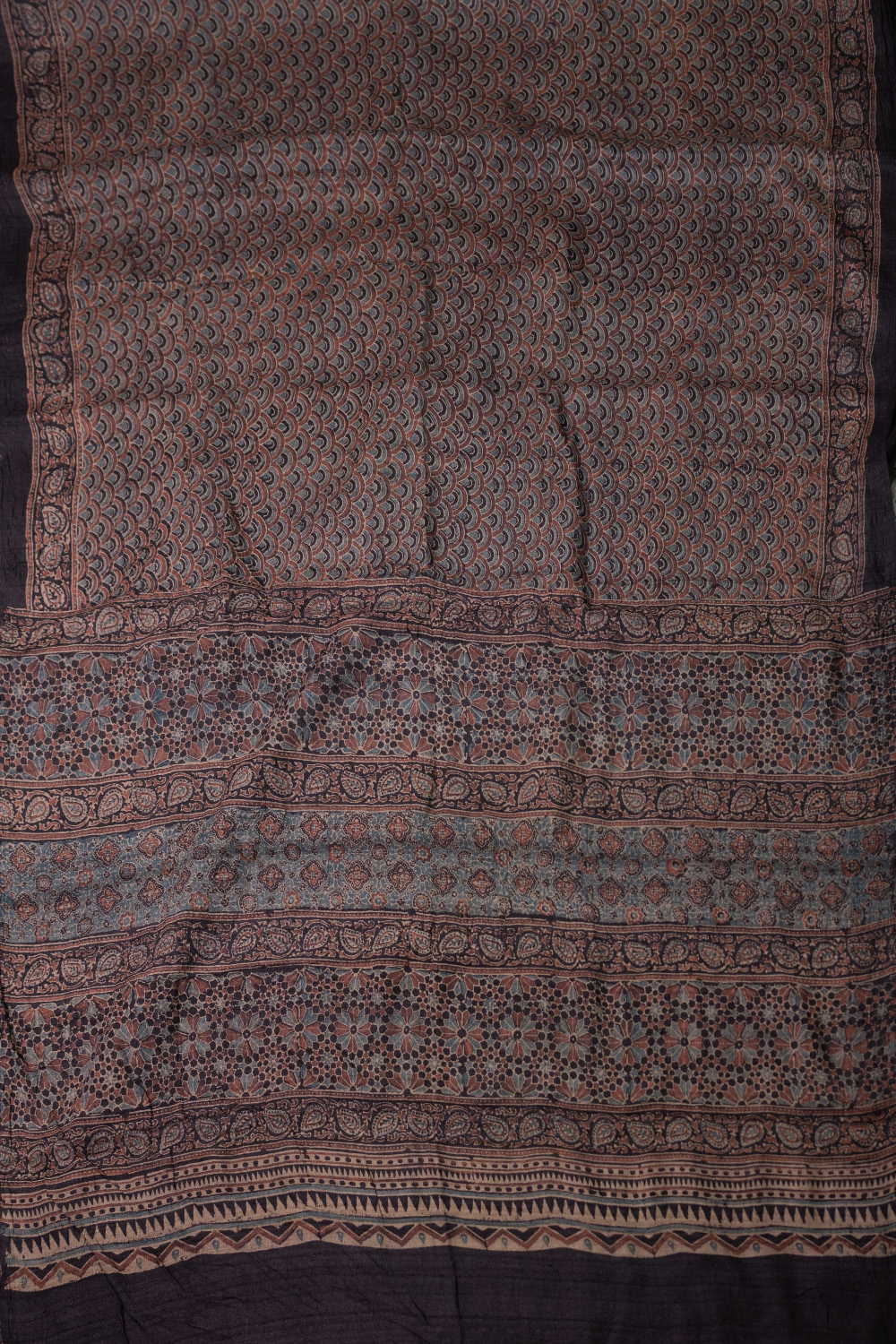 Ajrak Silk Saree - Matkatus 