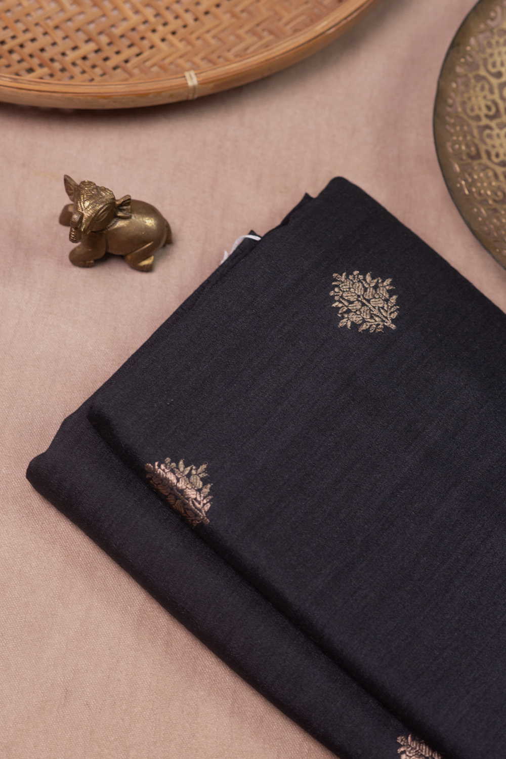 Banarasi Fabric - Matkatus 