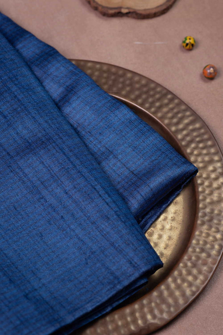 Silk Fabric - Matkatus 