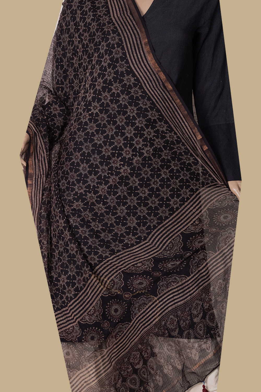 Ajrak Dupatta - Matkatus