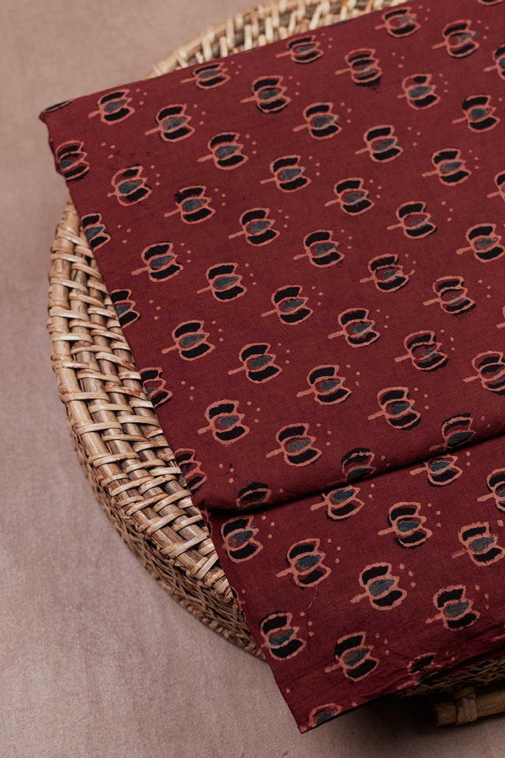 Ajrak Fabrics - Matkatus