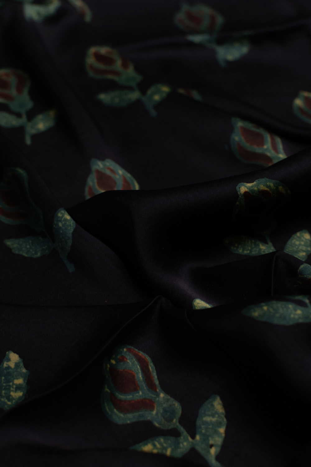Silk Fabrics - Matkatus