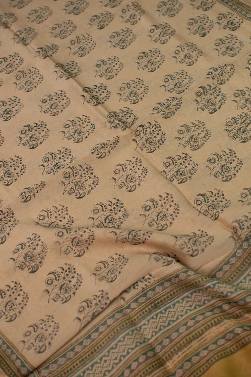 Silk Cotton Dupattas - Matkatus 