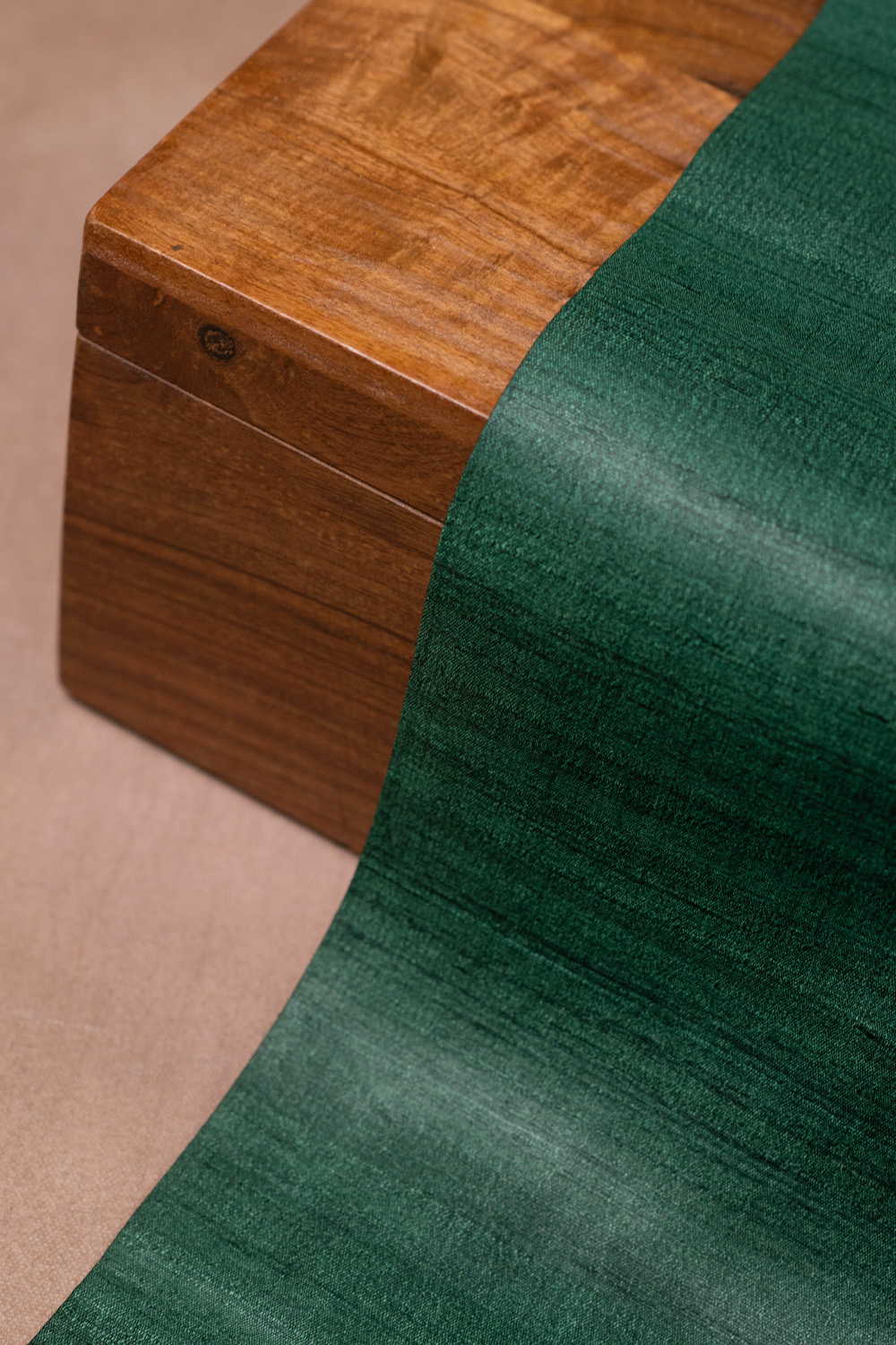 Silk Fabric - Matkatus 