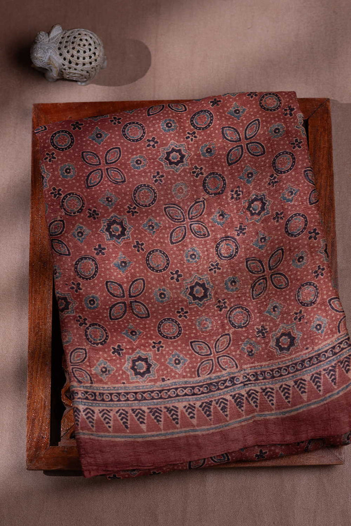 Ajrak Saree - Matkatus 