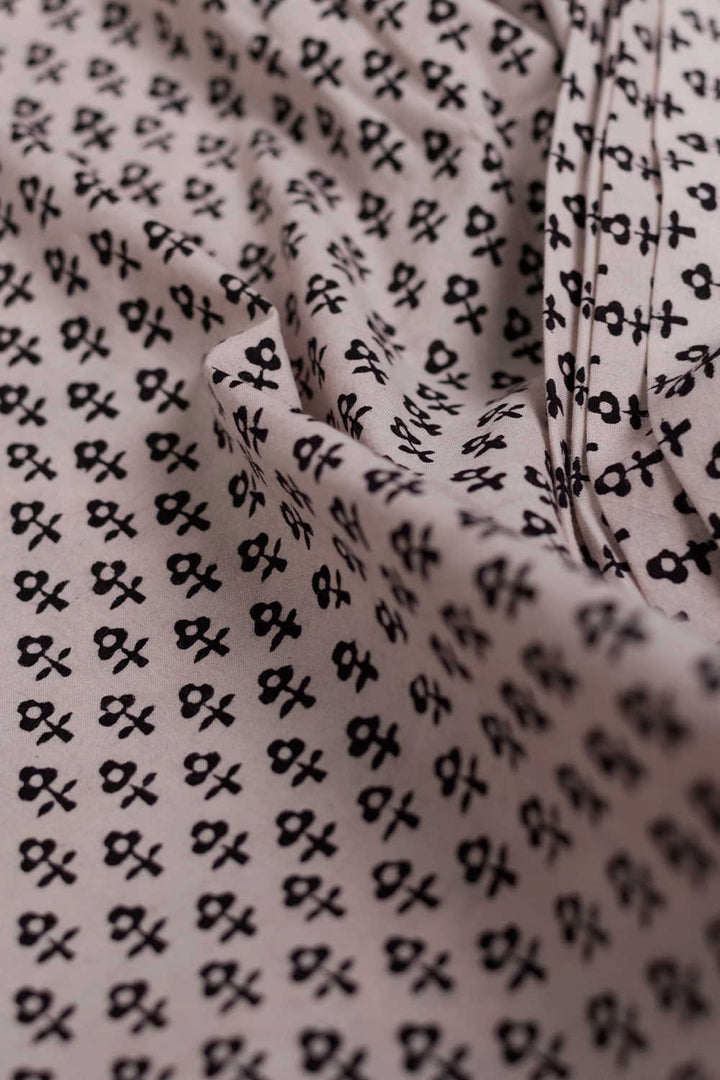 Cream with Little Motifs Bagh Cotton Fabric - 0.9m