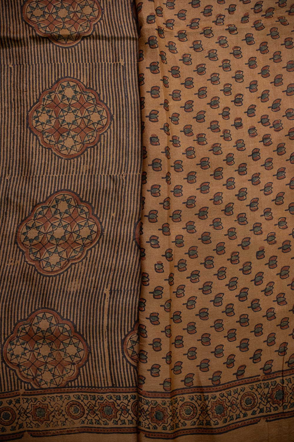 Ajrak Tussar Saree - Matkatus 