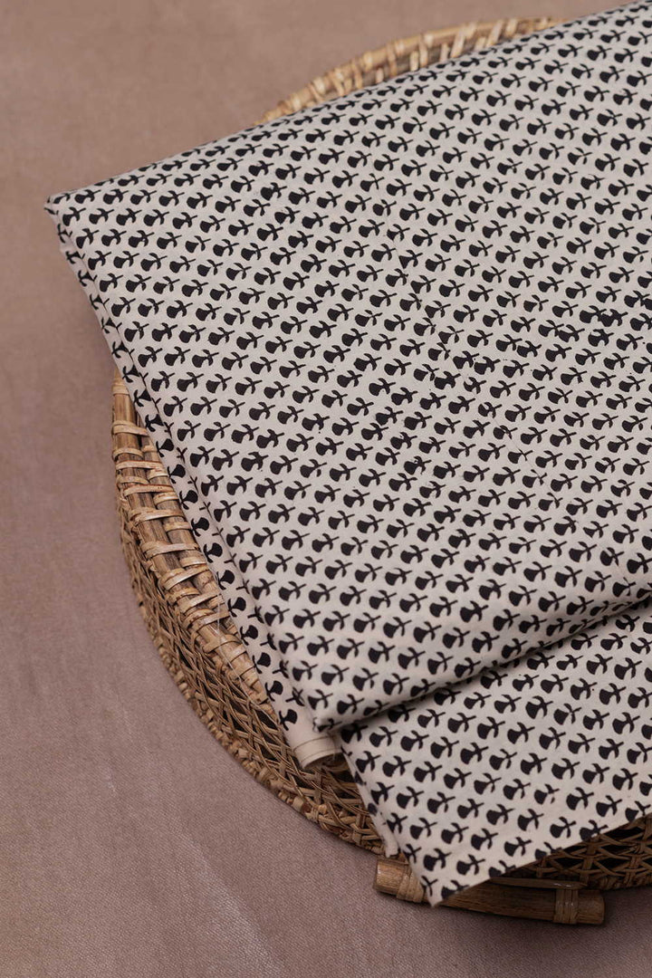 Block Printed Fabric-Matkatus 