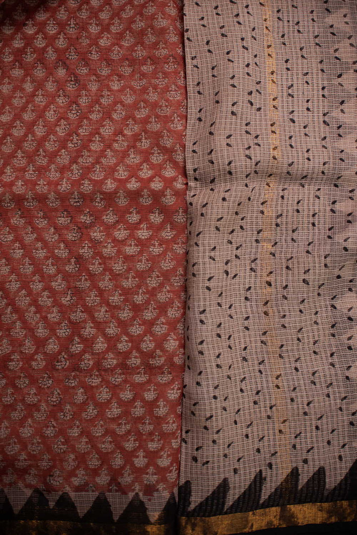 Sarees - Matkatus 