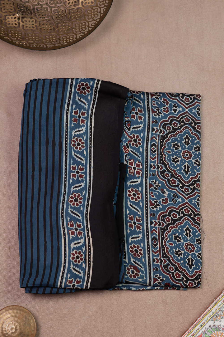 Top & Dupatta -Matkatus 