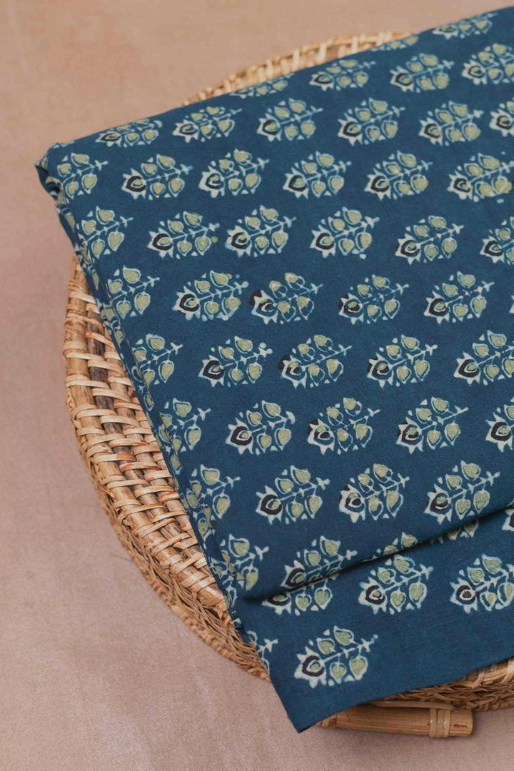 Cotton Fabric-Matkatus