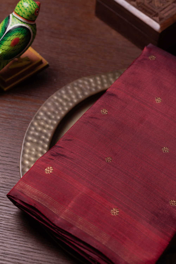 Pattu Saree - Matkatus 