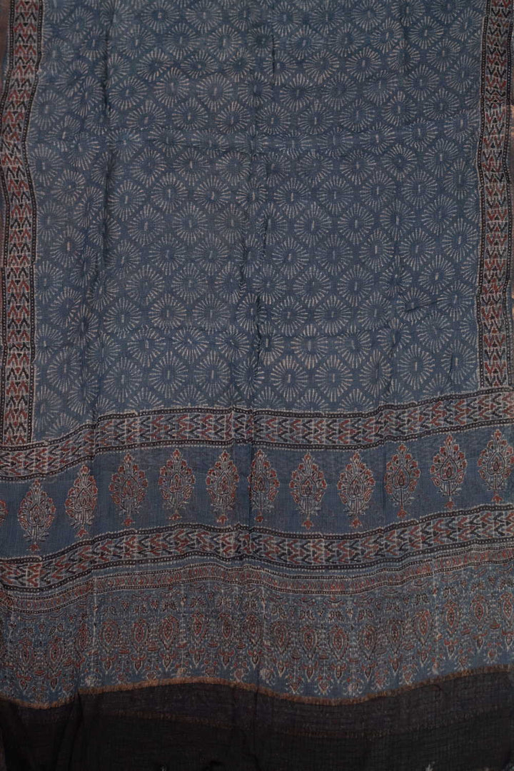 Ajrak Print Dupatta - Matkatus 