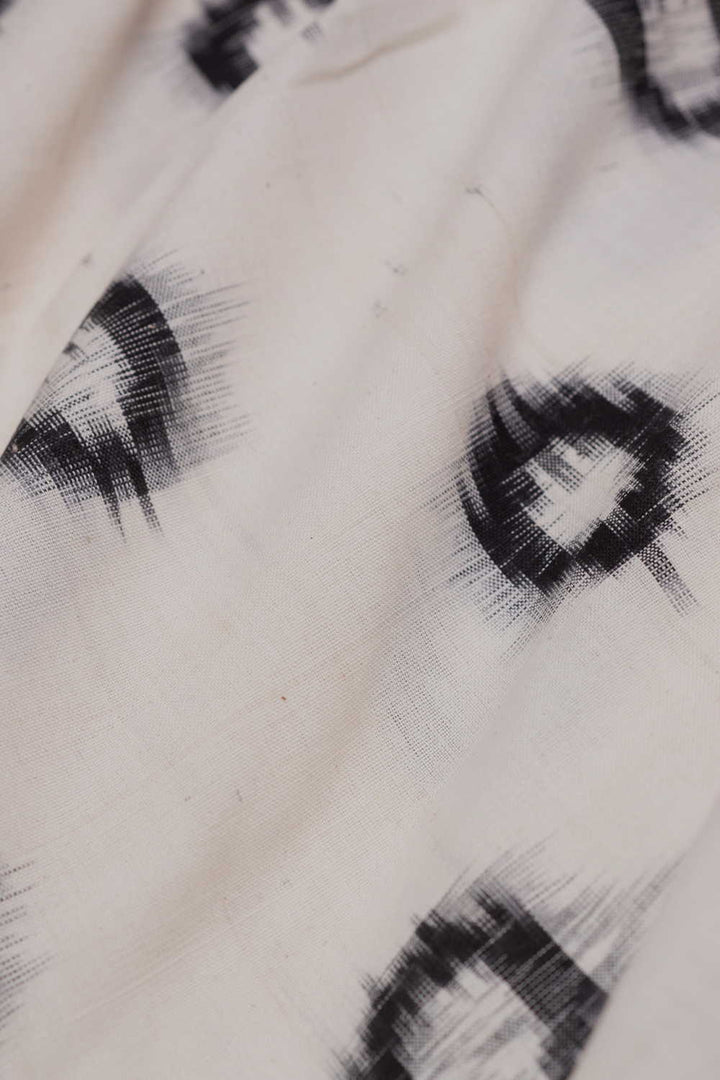Ikat Fabric - Matkatus
