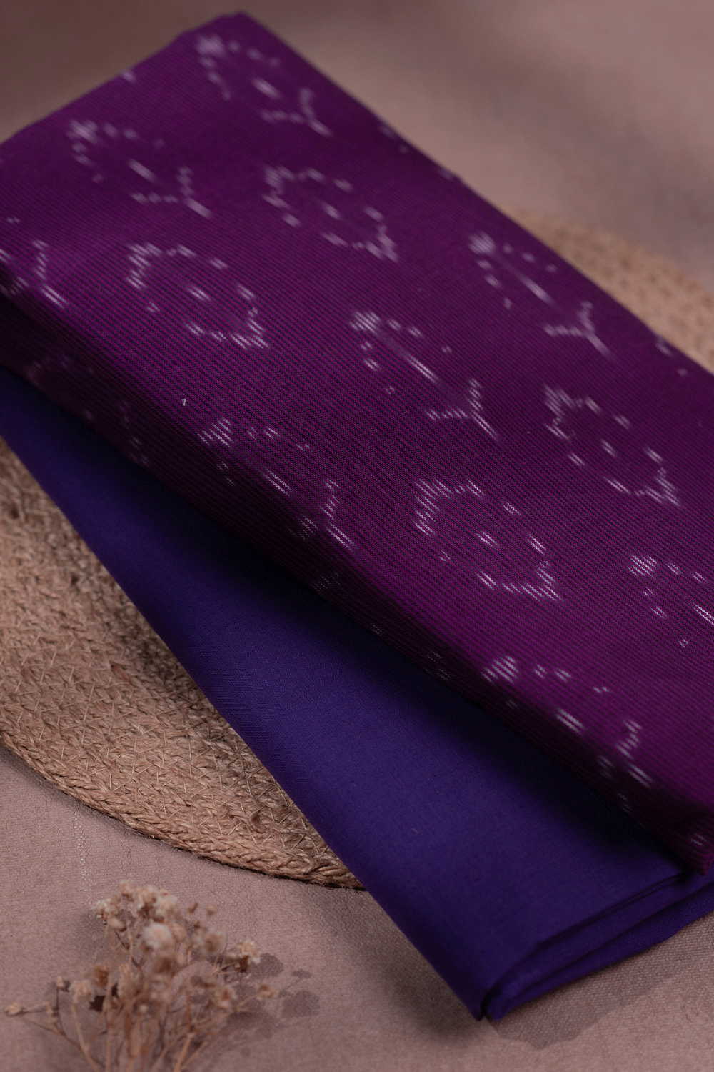 Unstitched Suits - Matkatus