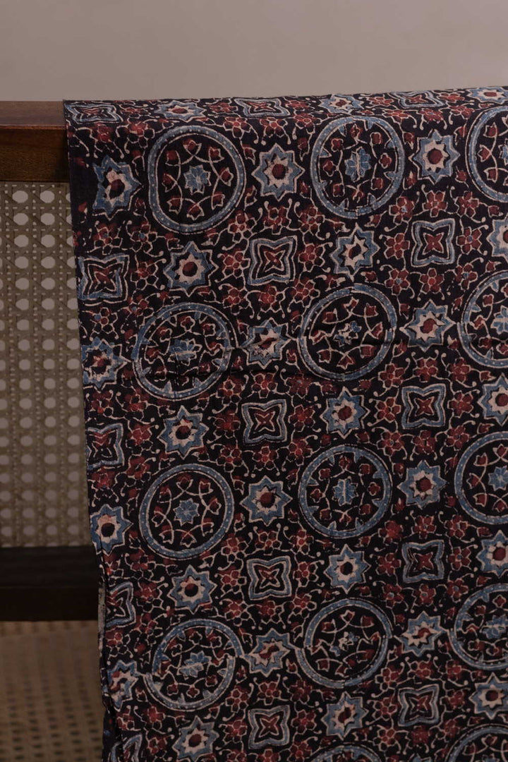Ajrak Fabrics - Matkatus 