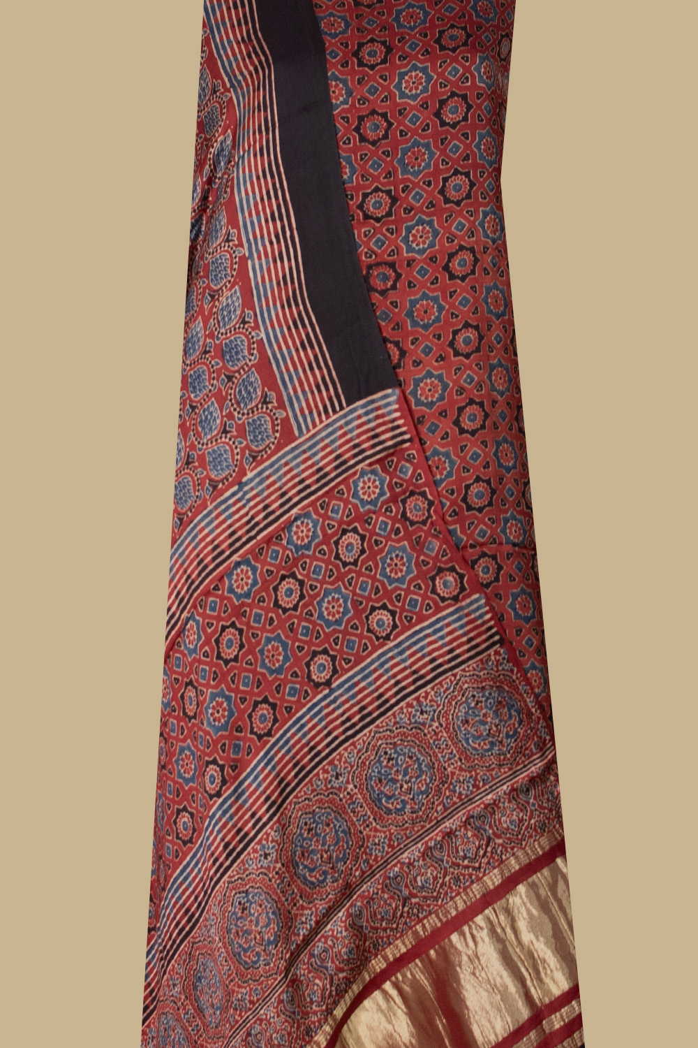 Block Printed Suits - Matkatus 