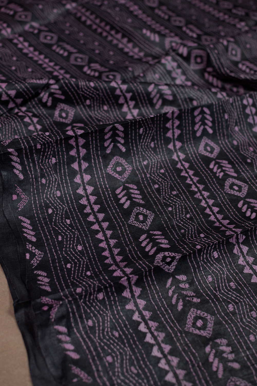 Embroidered Dupatta - Matkatus 